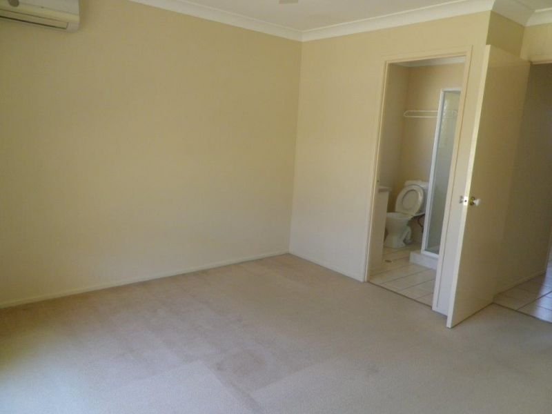 Photo - 48 Samantha Street, Wynnum West QLD 4178 - Image 9