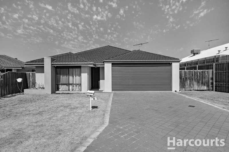 48 Santalum Circus, Halls Head WA 6210