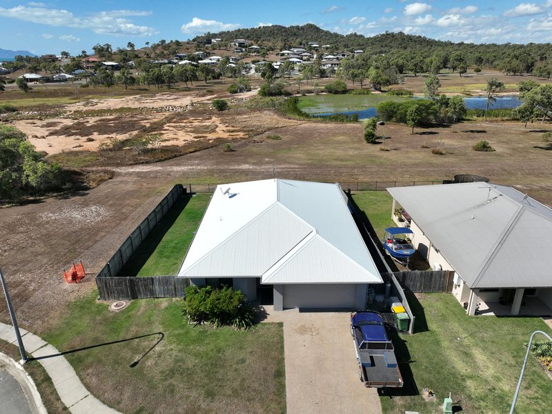 Photo - 48 Scenic Crescent, Bowen QLD 4805 - Image 2