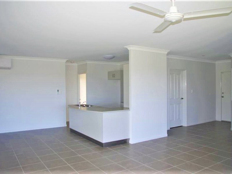 Photo - 48 Scenic Crescent, Bowen QLD 4805 - Image 7