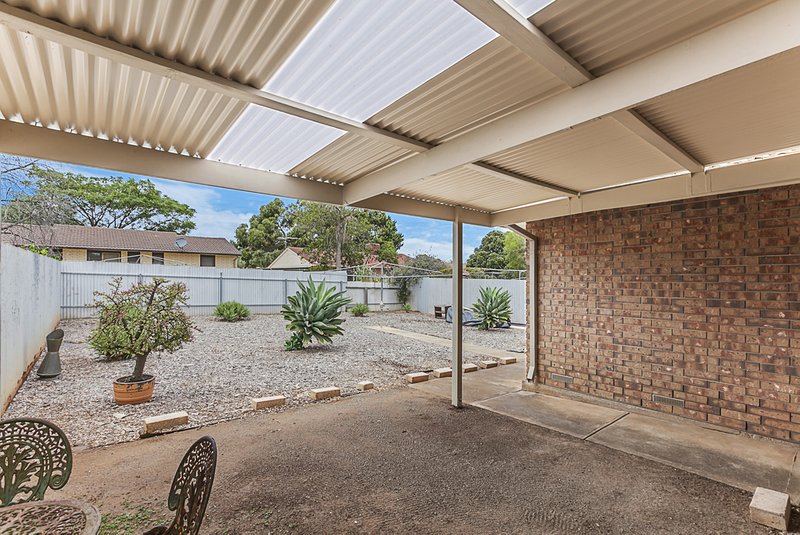 Photo - 48 Selina Street, Morphett Vale SA 5162 - Image 11