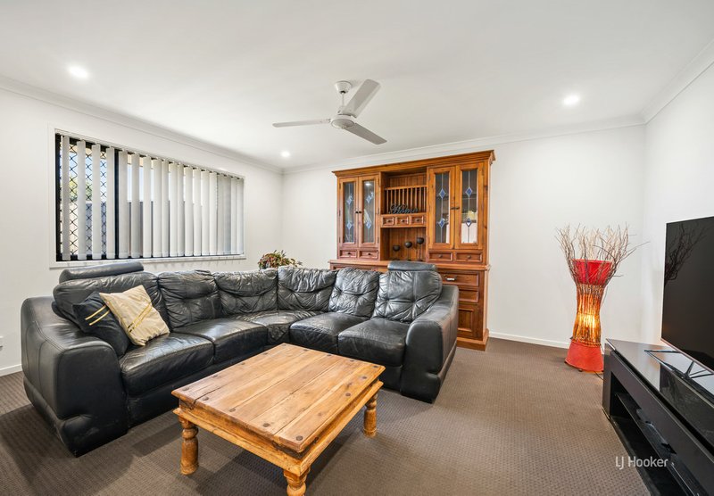 Photo - 48 Settlers Rise, Woolmar QLD 4515 - Image 6