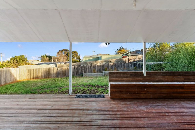 Photo - 48 Shea Street, Bacchus Marsh VIC 3340 - Image 13