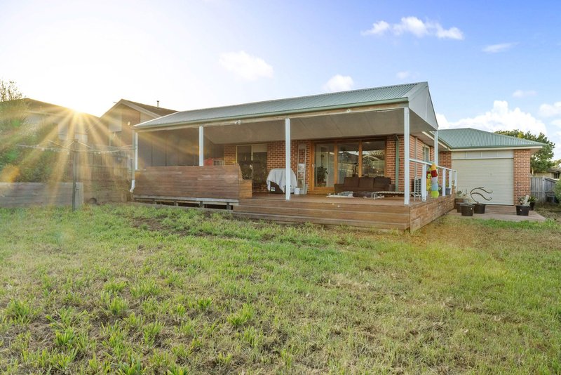 Photo - 48 Shea Street, Bacchus Marsh VIC 3340 - Image 14