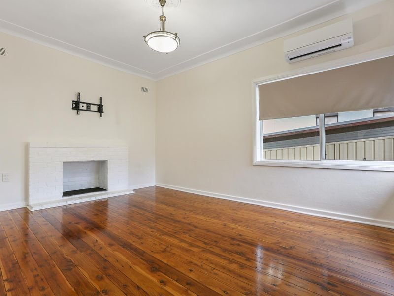 Photo - 48 Shellharbour Road, Port Kembla NSW 2505 - Image 2