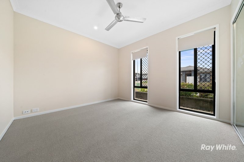 Photo - 48 Sienna Circuit, Yarrabilba QLD 4207 - Image 8