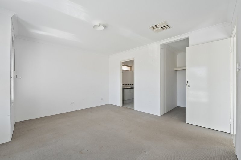 Photo - 48 Smirk Road, Baldivis WA 6171 - Image 4