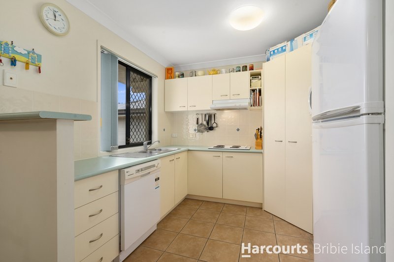 Photo - 4/8 Spinnaker Drive, Sandstone Point QLD 4511 - Image 3