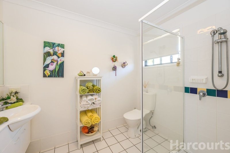 Photo - 4/8 Spinnaker Drive, Sandstone Point QLD 4511 - Image 11