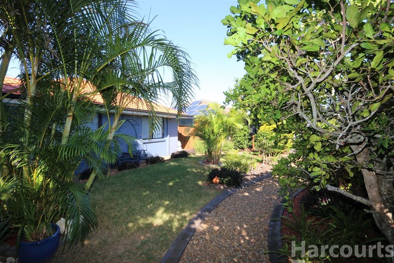 Photo - 4/8 Spinnaker Drive, Sandstone Point QLD 4511 - Image 18