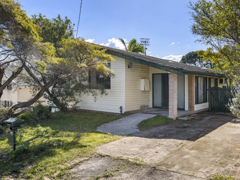 Photo - 48 Squire Street, Fingal Bay NSW 2315 - Image 2