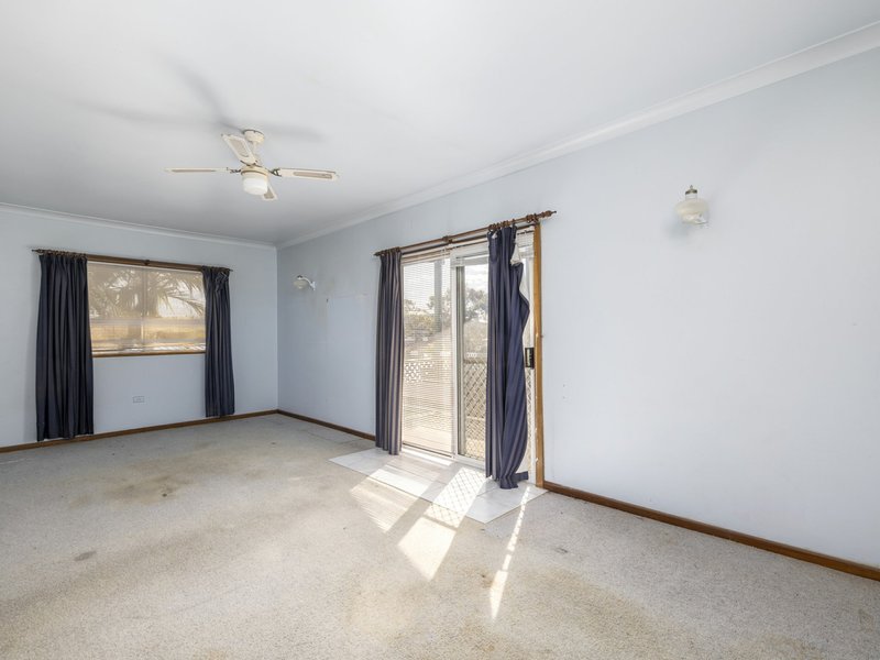 Photo - 48 Squire Street, Fingal Bay NSW 2315 - Image 7