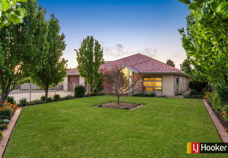 48 St Andrews Close, Hidden Valley VIC 3756