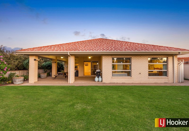 Photo - 48 St Andrews Close, Hidden Valley VIC 3756 - Image 22