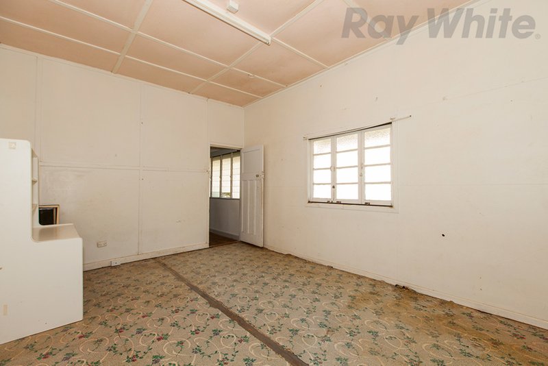 Photo - 48 Station Road, Wamuran QLD 4512 - Image 10