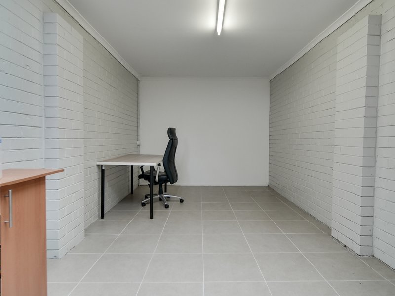 Photo - 4/8 Stuart Street, Noble Park VIC 3174 - Image 9