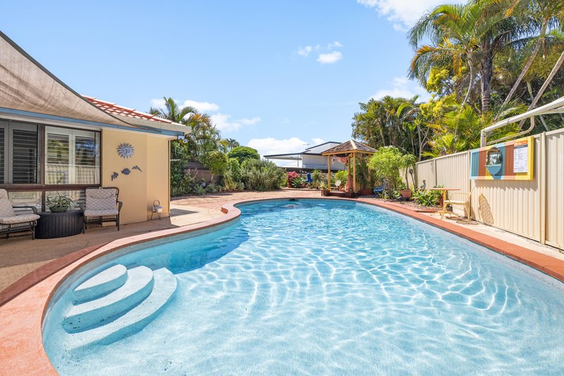 Photo - 48 Sunnyside Road, Newport QLD 4020 - Image 3