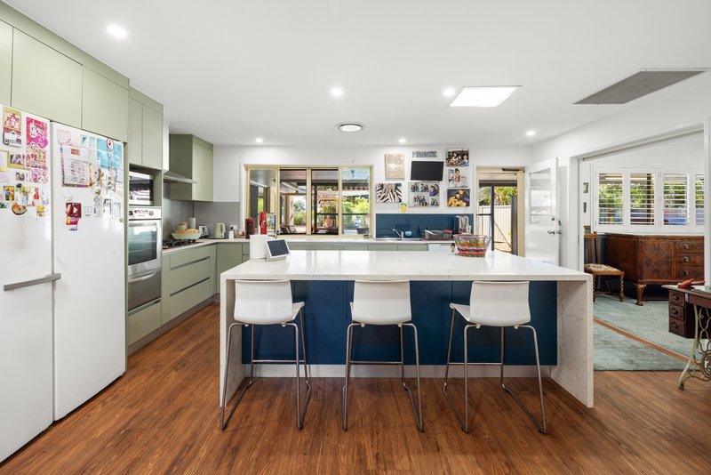 Photo - 48 Sunnyside Road, Newport QLD 4020 - Image 5