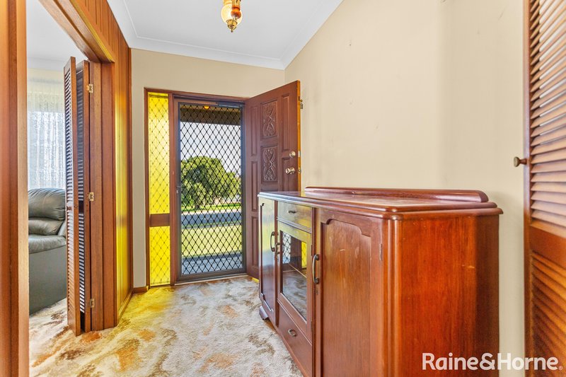 Photo - 48 Suzanne Avenue, Morphett Vale SA 5162 - Image 4