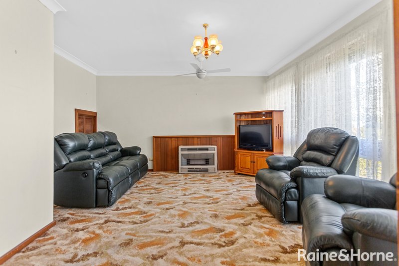 Photo - 48 Suzanne Avenue, Morphett Vale SA 5162 - Image 6