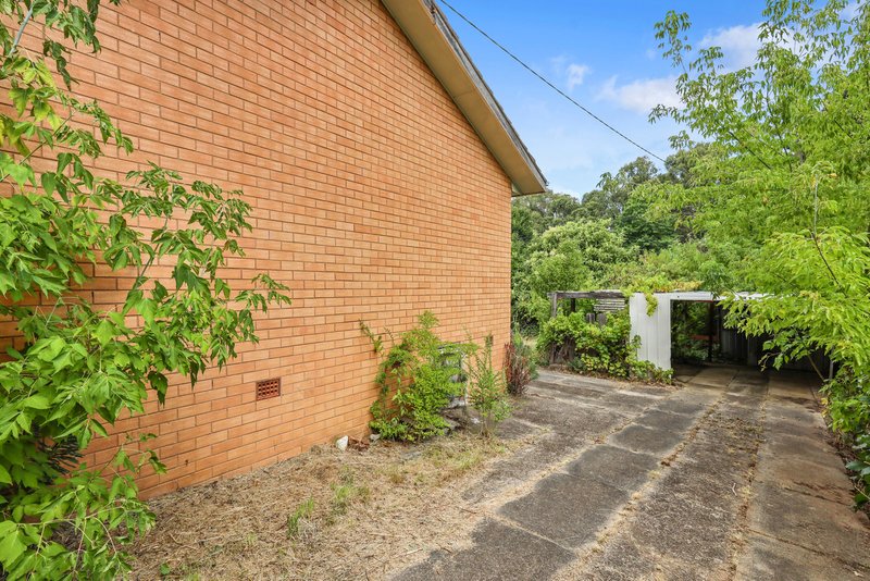 Photo - 48 Tallara Parkway, Narrabundah ACT 2604 - Image 18