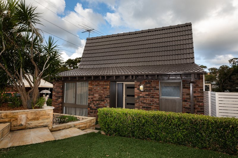 Photo - 48 Tea Tree Place, Kirrawee NSW 2232 - Image 3