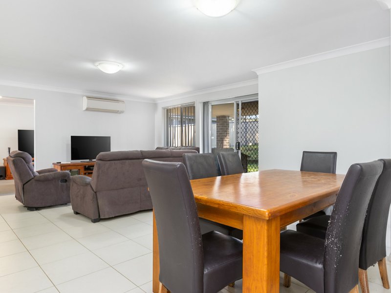 Photo - 48 Tempranillo Crescent, Cessnock NSW 2325 - Image 5