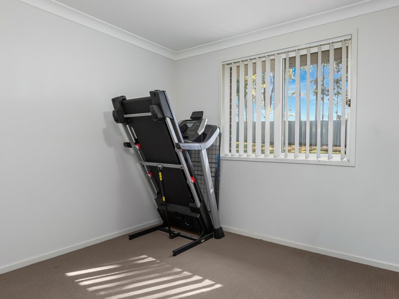 Photo - 48 Tempranillo Crescent, Cessnock NSW 2325 - Image 11