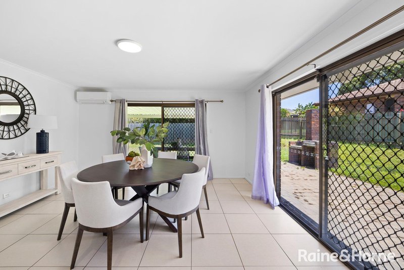 Photo - 48 Tillbrook Street, Chapel Hill QLD 4069 - Image 4