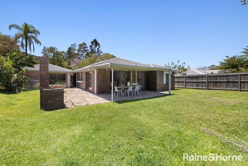 Photo - 48 Tillbrook Street, Chapel Hill QLD 4069 - Image 12