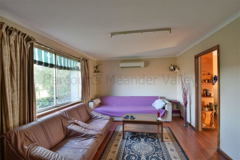 Photo - 48 Tower Hill St , Deloraine TAS 7304 - Image 5