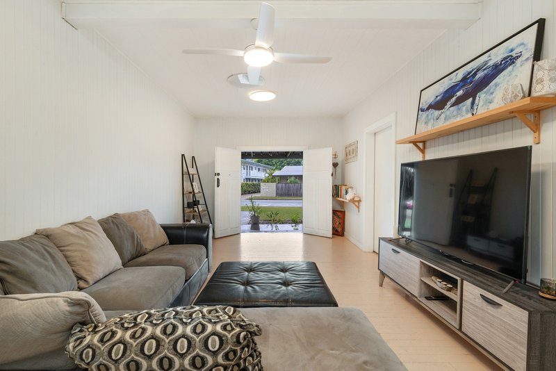 Photo - 48 Truro Street, Torquay QLD 4655 - Image 4