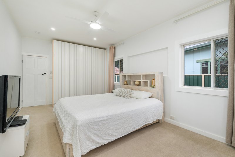 Photo - 48 Truro Street, Torquay QLD 4655 - Image 14