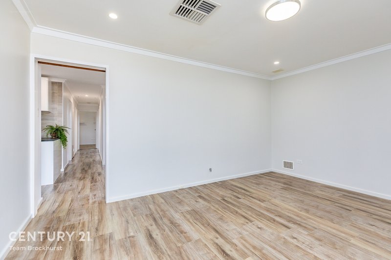 Photo - 48 Tullamore Avenue, Thornlie WA 6108 - Image 12