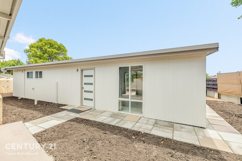 Photo - 48 Tullamore Avenue, Thornlie WA 6108 - Image 23