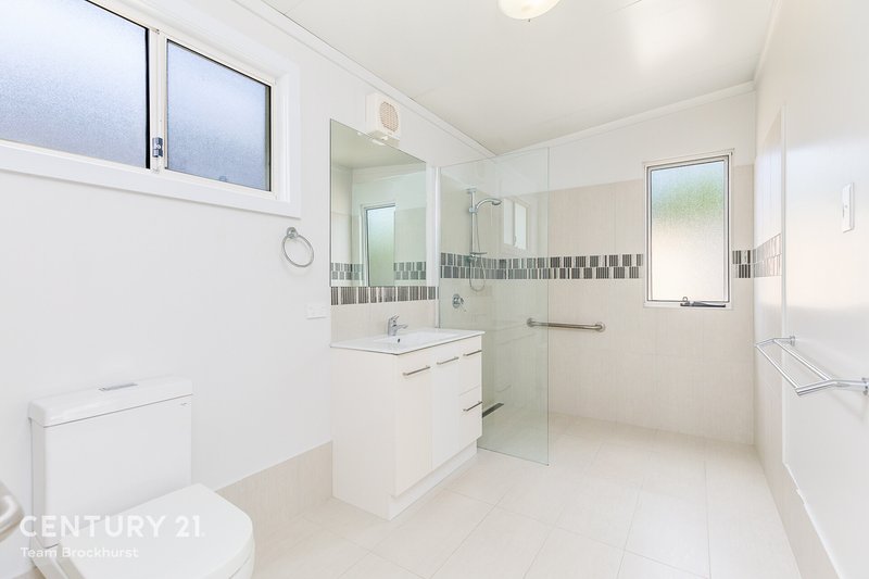 Photo - 48 Tullamore Avenue, Thornlie WA 6108 - Image 29