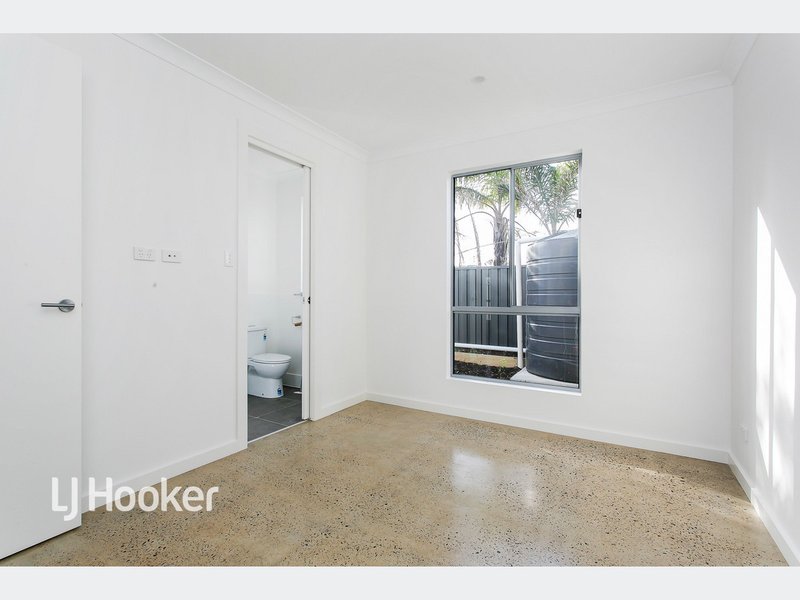 Photo - 4/8 Wakelin Terrace, O'Sullivan Beach SA 5166 - Image 8