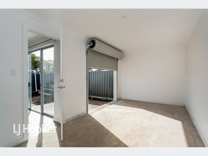 Photo - 4/8 Wakelin Terrace, O'Sullivan Beach SA 5166 - Image 15