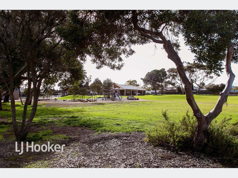 Photo - 4/8 Wakelin Terrace, O'Sullivan Beach SA 5166 - Image 19