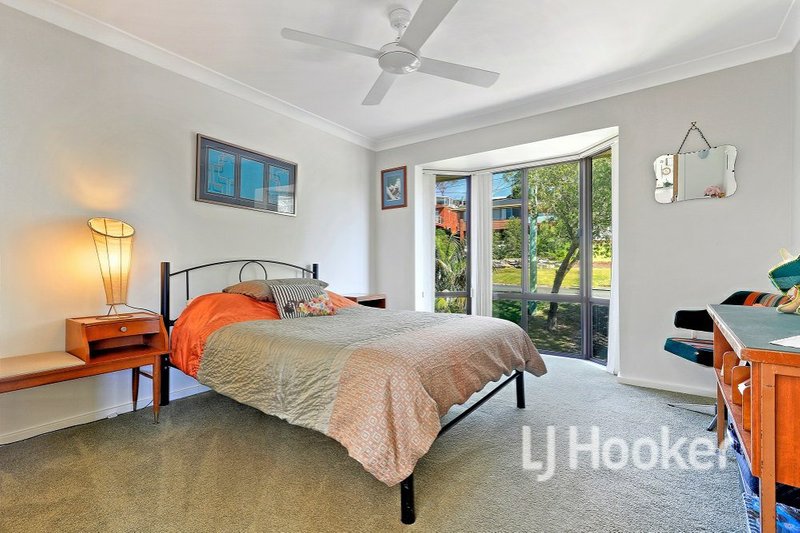 Photo - 48 Waldegrave Crescent, Vincentia NSW 2540 - Image 5