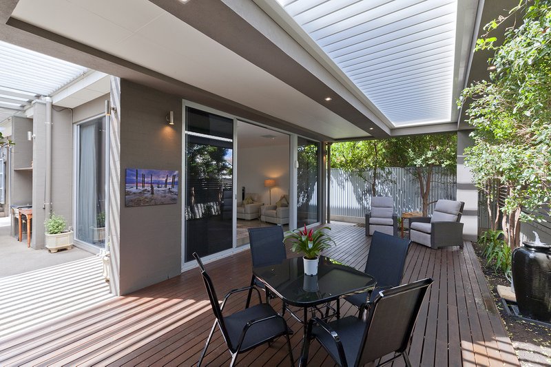 Photo - 48 Waratah Street, Seacliff SA 5049 - Image 4