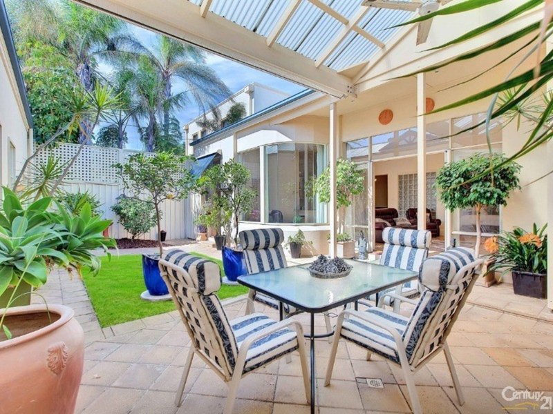 Photo - 48 Wheatland Street, Seacliff SA 5049 - Image 3