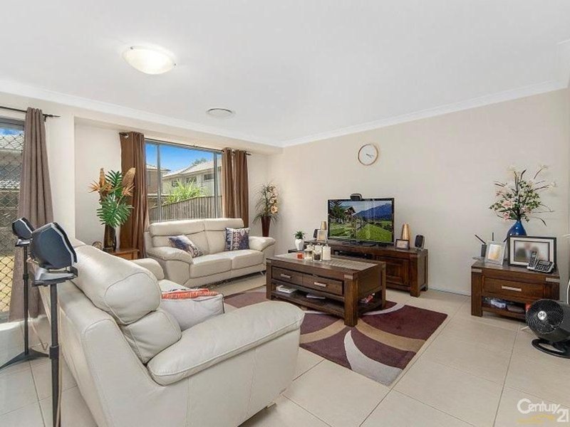 Photo - 48 Whitewood Crescent, Kellyville Ridge NSW 2155 - Image 3