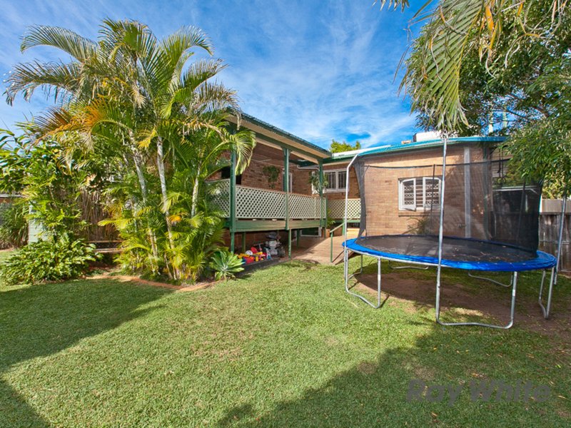 Photo - 48 Windrest Avenue, Aspley QLD 4034 - Image 16