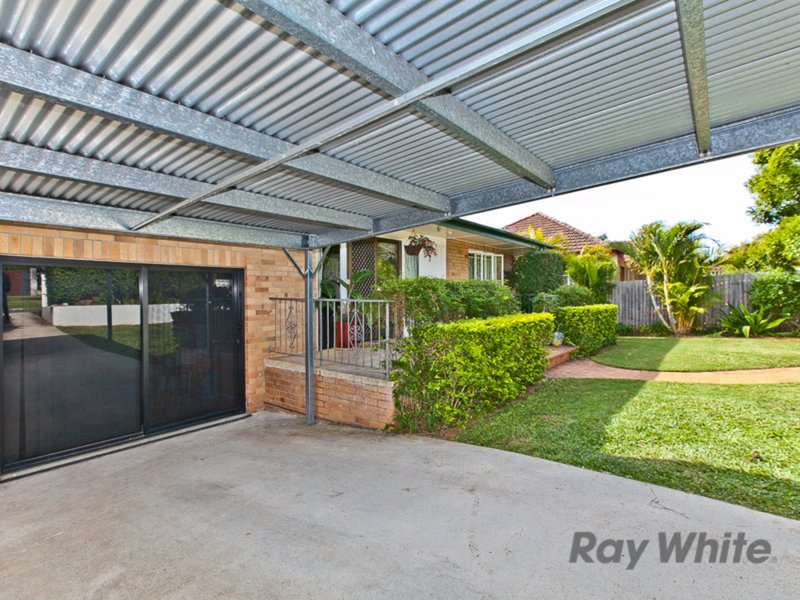 Photo - 48 Windrest Avenue, Aspley QLD 4034 - Image 18