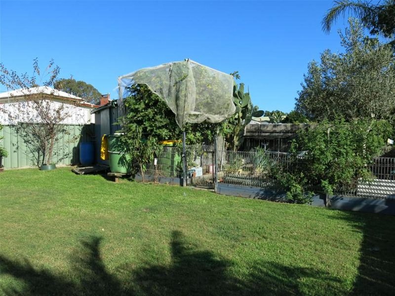 Photo - 48 Wingham Road, Taree NSW 2430 - Image 13