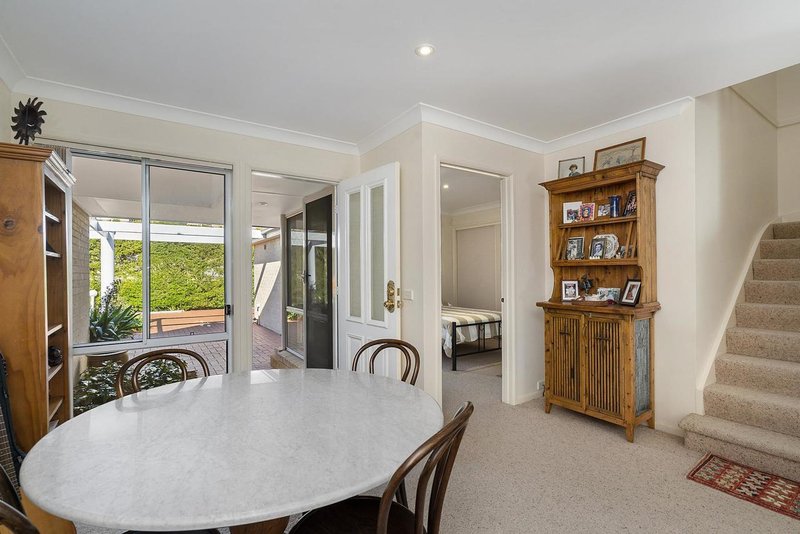 Photo - 4/8 Woolcott Street, Newport NSW 2106 - Image 4