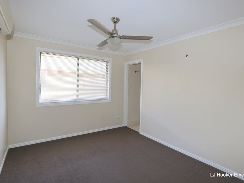 Photo - 48 Wright Street, Emerald QLD 4720 - Image 10