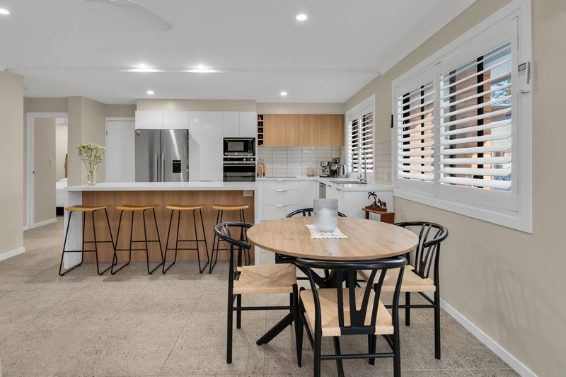 Photo - 4/8 Wyberba Street, Tugun QLD 4224 - Image 4