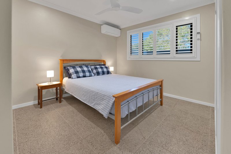Photo - 4/8 Wyberba Street, Tugun QLD 4224 - Image 10